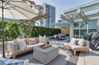 #703 - 546 Beatty Street